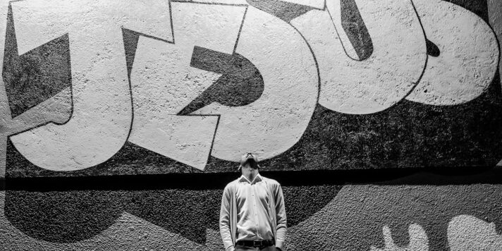 gift-habeshaw-QDP10NbwcyE-unsplash